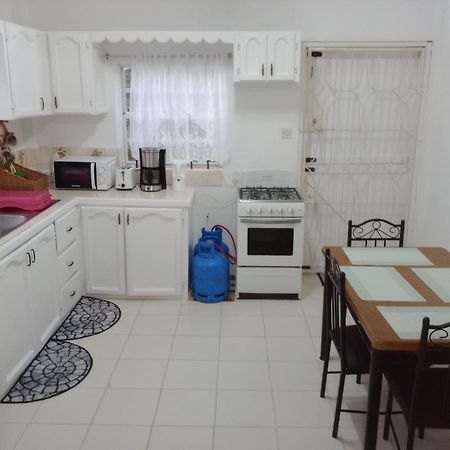 Chez Emmanuel Διαμέρισμα Νησίδα Γκρος Εξωτερικό φωτογραφία